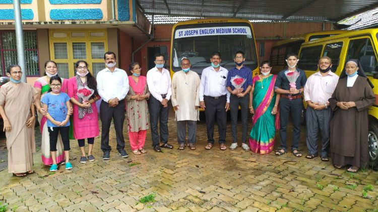  Soorikumeru church felicitates top scorers in SSLC exam