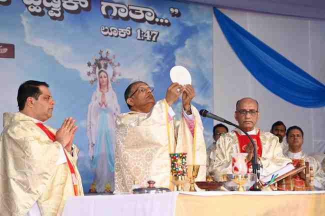  Lourdes Central School begins its silver jubilee year with a Thanksgiving Eucharistic Celebration