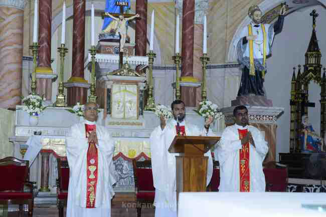  The Novena preceding the Feast of the Relic of St. Anthony was held at Milagres Church on the eighth day