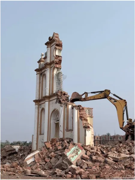 KAyyar Church demolition